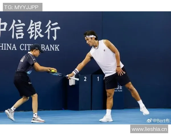 深度对话吴伟网球人生的起伏与坚持背后的故事探讨 深度对话吴伟网球人生的起伏与坚持背后的故事探讨